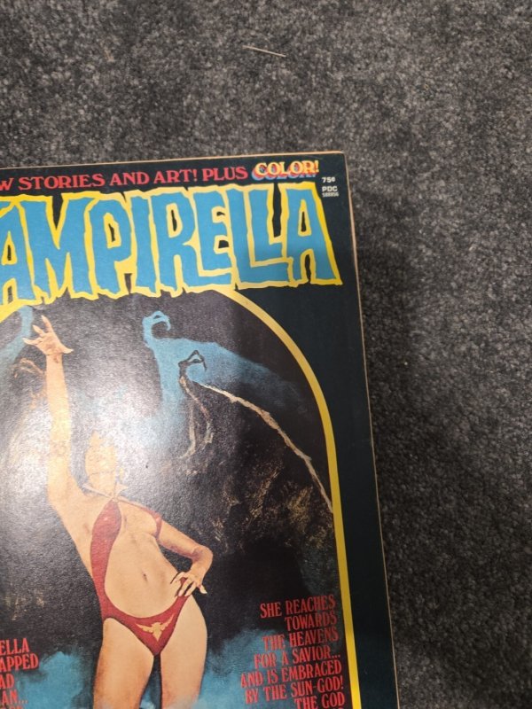 Vampirella # 30