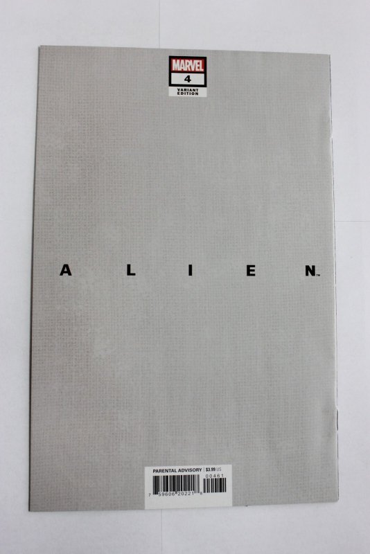 Alien #4 Wal-Mart Cover (2021) Alien / Aliens NM