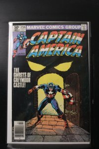Captain America #256 Newsstand Edition (1981)