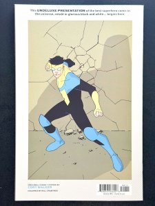 Invincible #1 Undeluxe Cover (2003) NM blk & white Variant