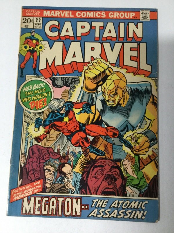 Captain Marvel 22 Fn Fine 6.0 Marvel