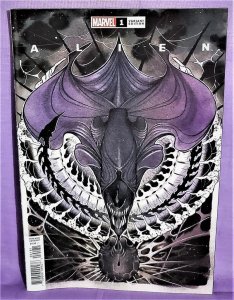 ALIEN #1 Peach MoMoKo Variant Cover Salvador Larocca Art (Marvel 2021)