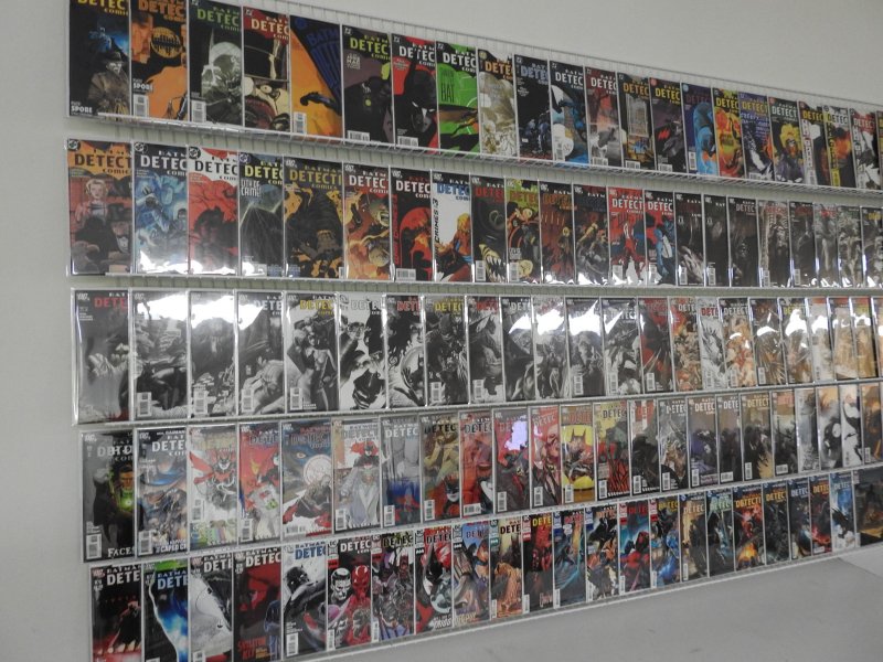 Huge Lot 110+ Comics W/ All Detective Comics!!! Avg VF/NM Condition!