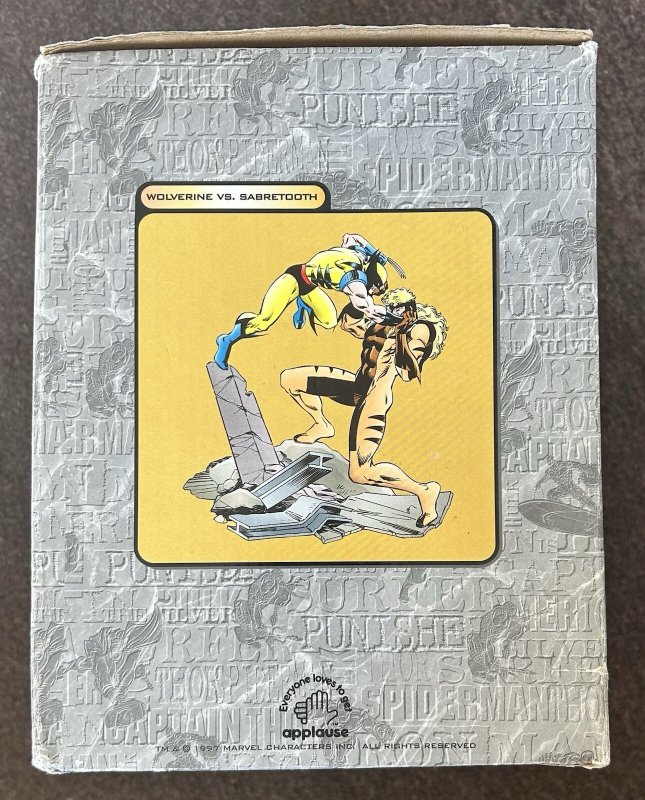 Marvel Limited Miniature Wolverine Vs Sabretooth Statue 1997