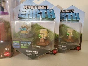 Minecraft Earth Carry-Along Potion Case & Boost Mini Figures Lot of 7 Skeleton