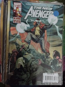 NEW  AVENGERS # 58  2009  MARVEL DISNEY  seige dark  thunderbolts  hood  osborn