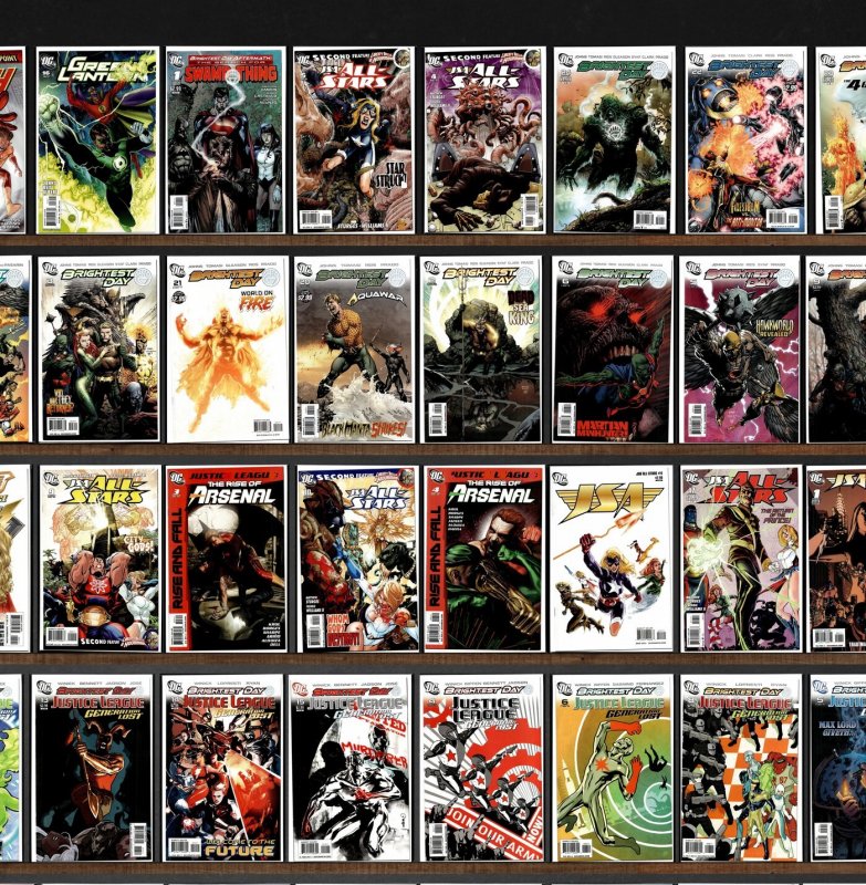 Huge Lot 150+ Comics with Brightest Day, Green Lantern, Jsa All Stars & More!