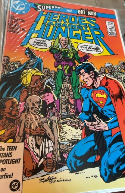 Heroes Against Hunger (1986) Superman 