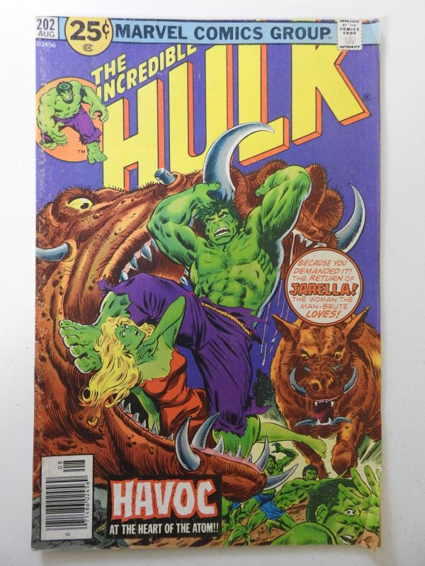 The Incredible Hulk #202 (1976) VG+ Condition moisture stain