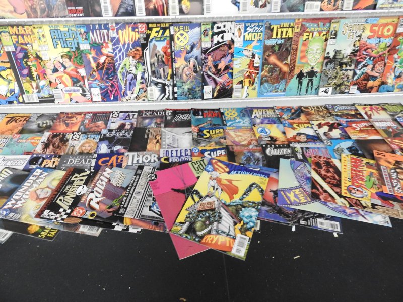 Huge Lot 190+ Comics W/ Superman, X-Men, Deadpool, +More! Avg FN Condition!