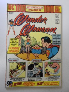 Wonder Woman #211 (1974) VF/NM Condition!