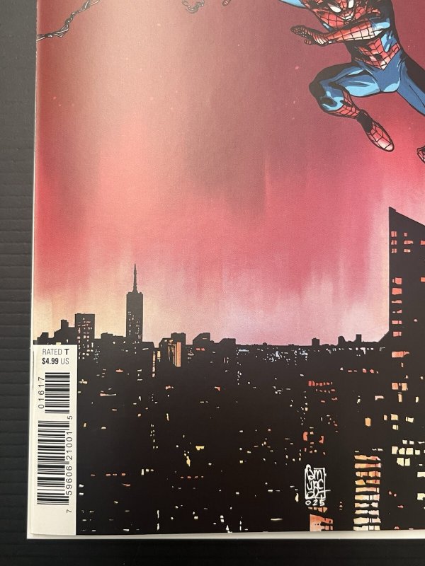 AMAZING SPIDER-MAN #16 1:25 GIUSEPPE CAMUNCOLI VAR MARVEL COMICS 2026 PROSHIPPER