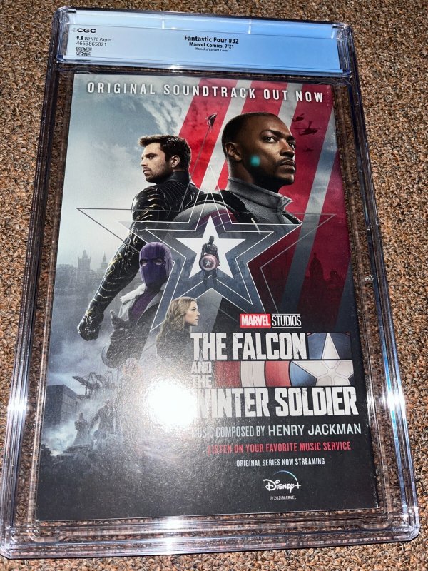 Fantastic Four 32 (2021), Momoko Variant Cover, CGC Graded 9.8