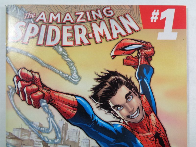 The Amazing Spider-Man #1 NM 1st Appearance Cindy Moon(Silk) (2014)