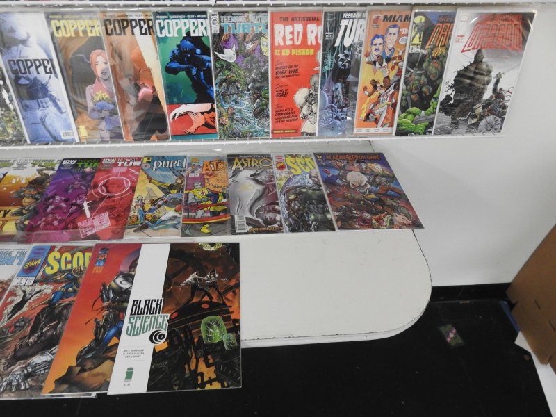 Huge Lot 140+ Comics W/ Teenage Mutant Ninja Turtles, Spawn+ Avg VF+ Condition!!