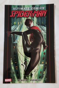Ultimate Comics:Spider-Man, TPB #1, Vol 3 (Marvel 2011) Miles Morales, Bendis NM