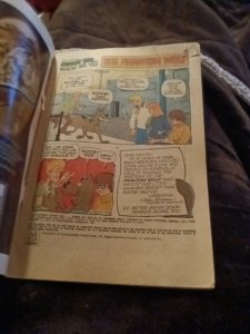 Scooby Doo where are you #15 bronze age 1972 Gold Key comics Whitman variant cvr