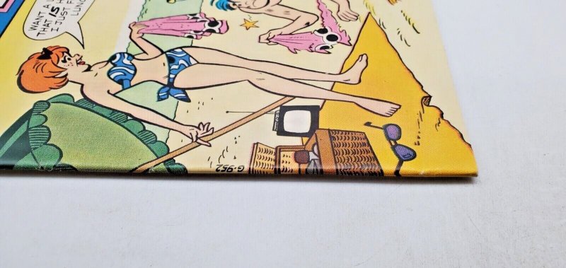 Date with debbi #11 DC Comic Book 1971 Fine