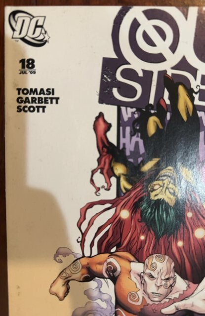 The Outsiders #18 (2009)