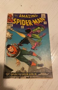 The Amazing Spider-Man #39 green goblin vs spidey Romita some writing back cover