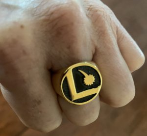 DC Warner Brothers Legionaires Ring