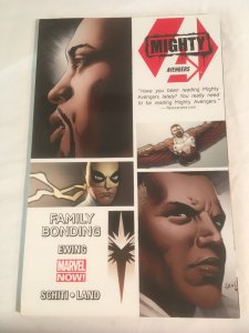 MIGHTY AVENGERS Vol. 2: FAMILY BONDING Trade Paperback