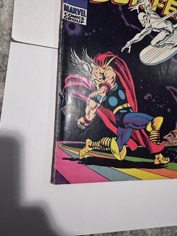 The Silver Surfer #4 (1969)vs Thor -big key- small 1 inch lower spine