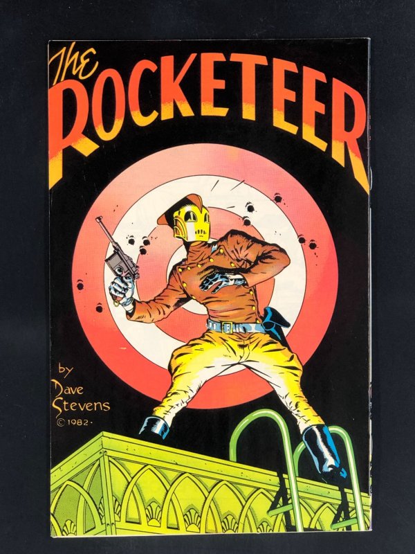 Pacific Presents The Rocketeer #1 (1982) 1st Issue!