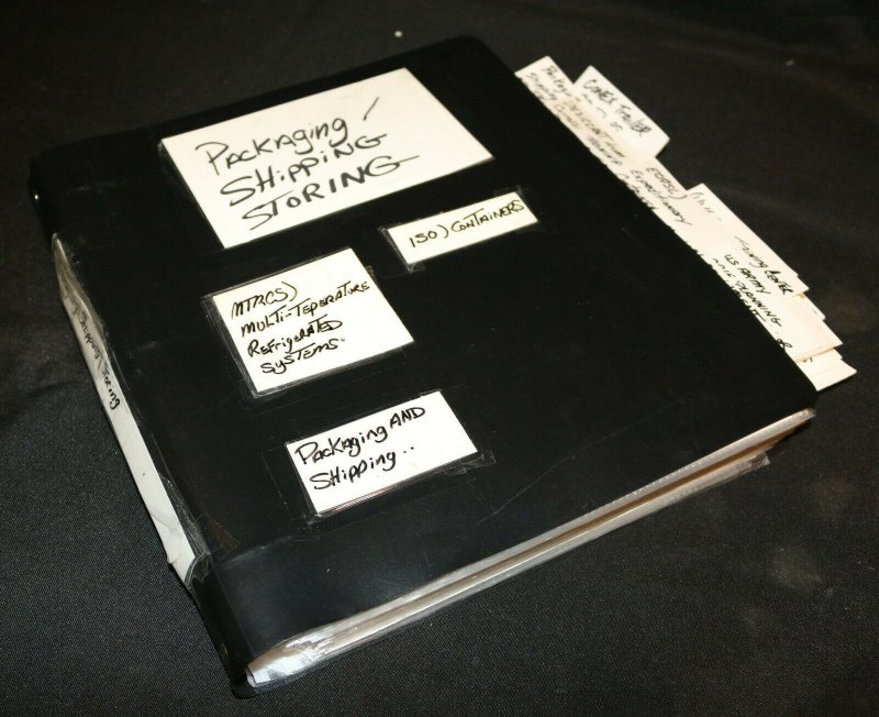 Joe Kubert's Reference Guide Binder w COA - Packaging / Shipping Storing