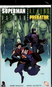Superman and Batman vs. Aliens and Predator #2 (2007) Superman