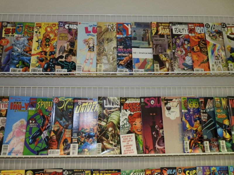 Hug Lot of 147+ Comics! Dragon Ball!