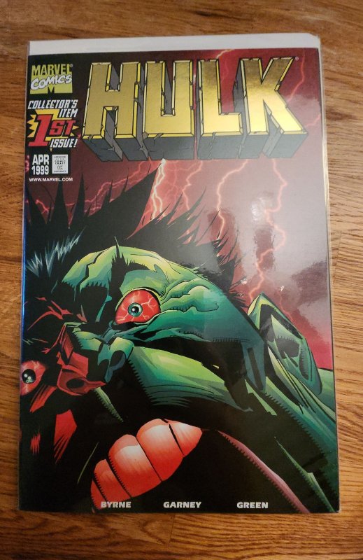 Hulk #1 Gold Foil Dynamic Forces Variant