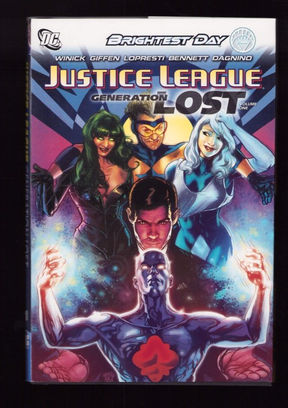 Justice League: Generation Lost Vol. 1 - HC 1st Printing. OOP (9/9.2) 2011