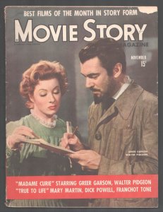 MAG: Movie Story Magazine-11/1943-Fawcett-Pin up girl ad page by Varga-Featur...