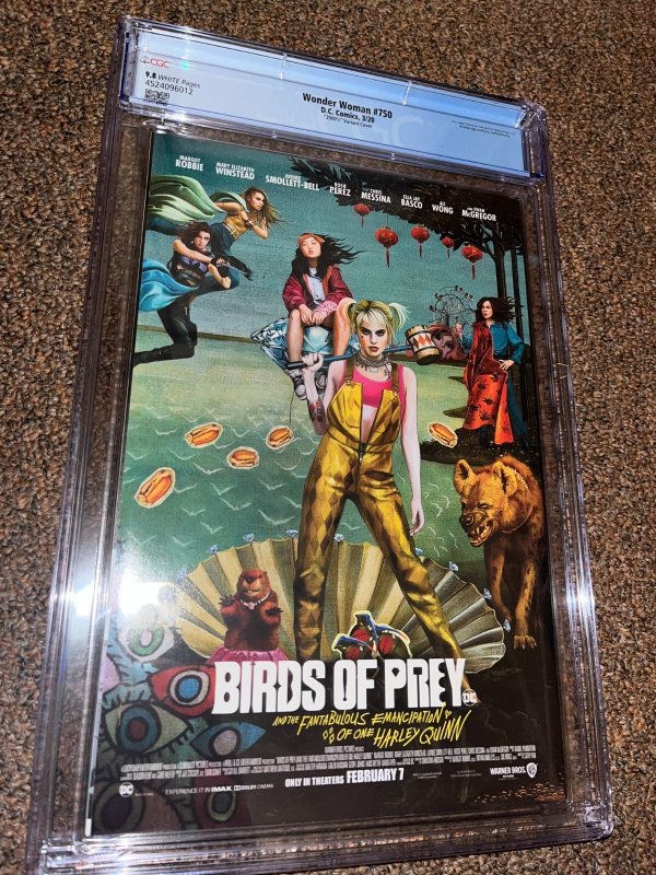 Wonder Woman 750 (2016), Adam Hughes 2000s, Variant CGC Graded 9.8