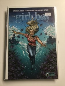 The Girl in the Bay #1 (2019)