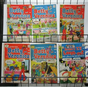 Archie Comics Reader's Lot of 26Diff Feat: Betty and Veronica Babes!
