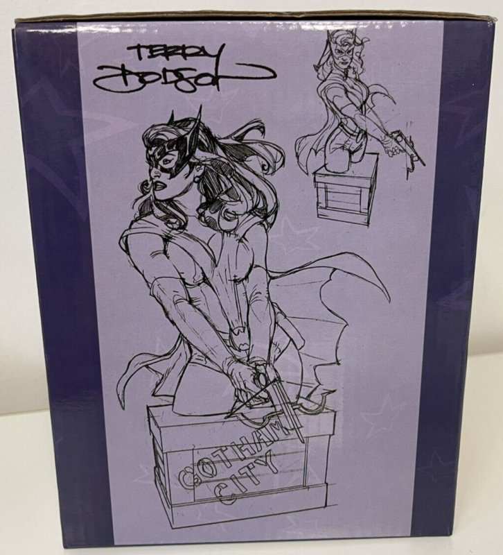 DC Direct Women Of The DC Universe Series 2 Huntress Bust Statue NIB