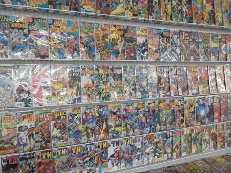 Huge Lot 140+ Comics W/ Thor, Fantastic Four, Machine Man+ Avg VF- Condition!