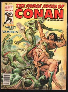The Savage Sword of Conan #38 1979-Marvel-Earl Norem cover-Valley of the Vam...
