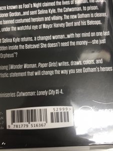 Catwoman Lonely City  (2022) DC HC Cliff Chiang