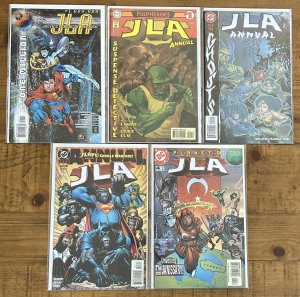 JLA #1,000,000 Annual #1,2,3,4 1997-2000 Justice League Lot