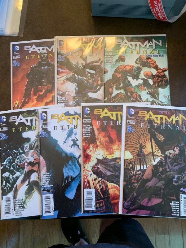 Batman Eternal Complete Set 1-52  Scott Snyder! James Tynion IV!