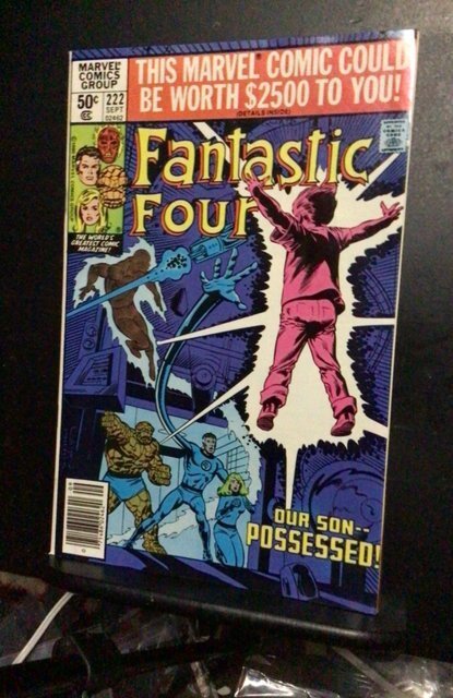 Fantastic Four #222 (1980) Franklin! Nicholas Scratch! Agatha Harkness son! NM-