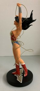 Cover Girls of the DC Universe Wonder Woman Statue 2062/5000