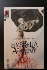 The Umbrella Academy: Apocalypse Suite #4 (2007)