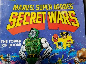 Seret Wars Sticker Book Adventures  Marvel Super Heroes unused Puzzle 