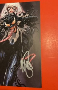 Black Cat #2 Antivenom virgin variant signed by Brooks