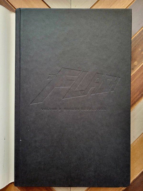 The Flash Vol.2 (DC 2013) HARDCOVER Rogues Revolution / New 52 Graphic Novel