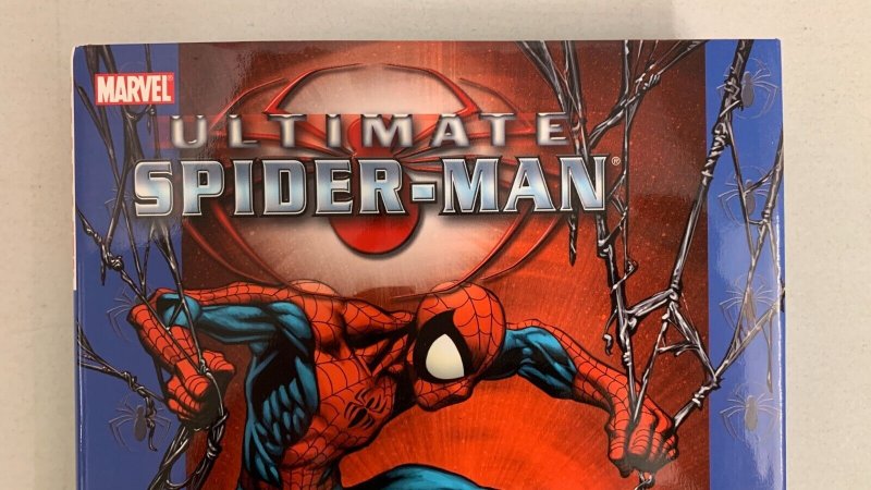 Ultimate Spider-Man Vol. 8 Hardcover Brian Michael Bendis 